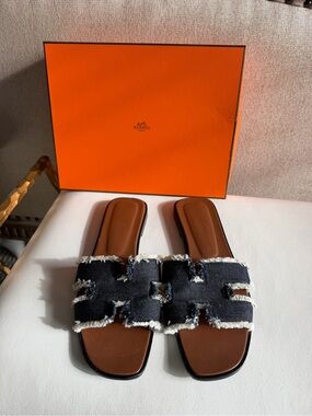 Authentic Hermes Blue Denim Frayed H-Strap Slide Sandals with Brown Footbed